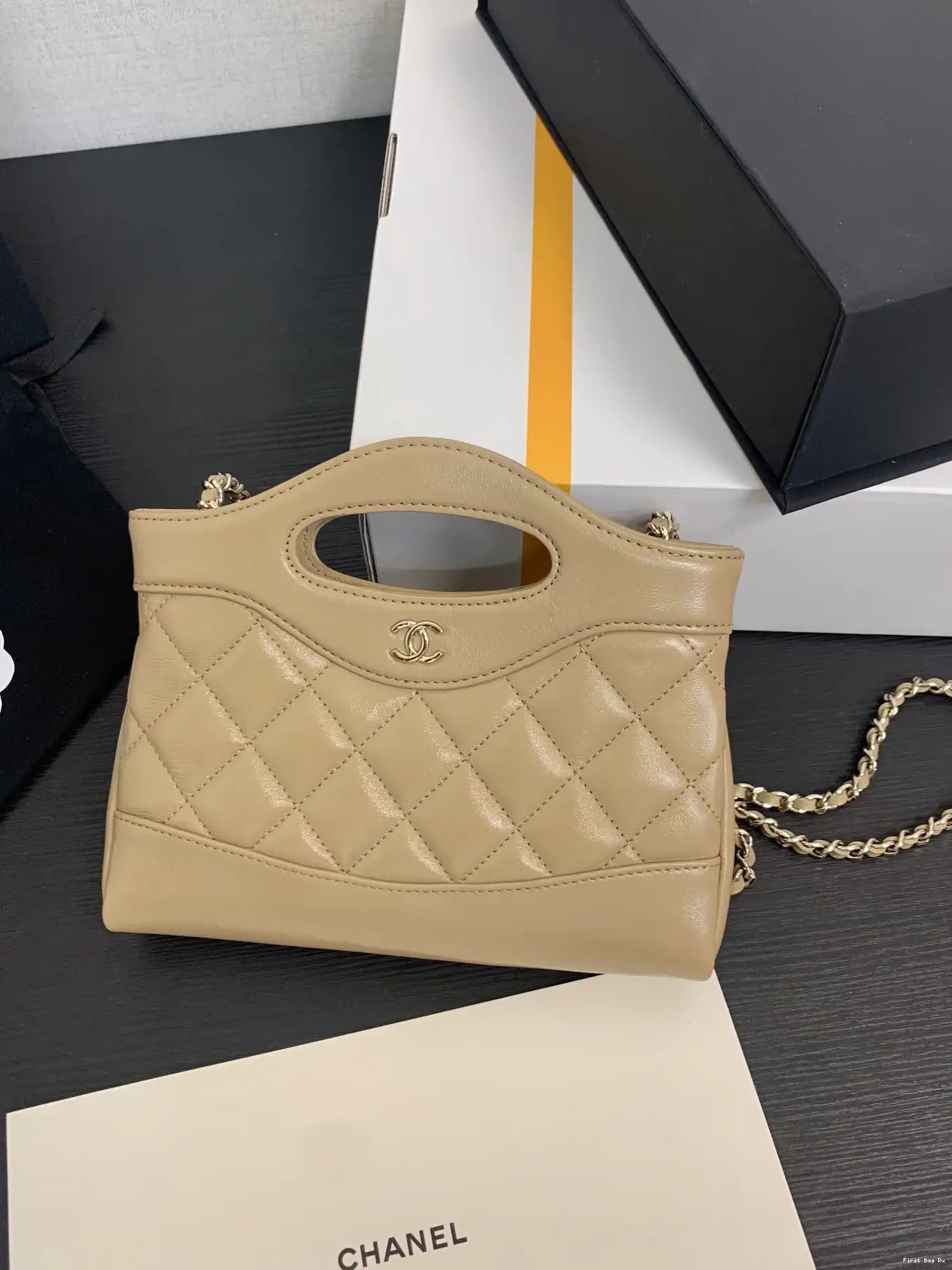 First Bag Ru BAG-21*17*3.5cm CHANEL SHOPPING 0523